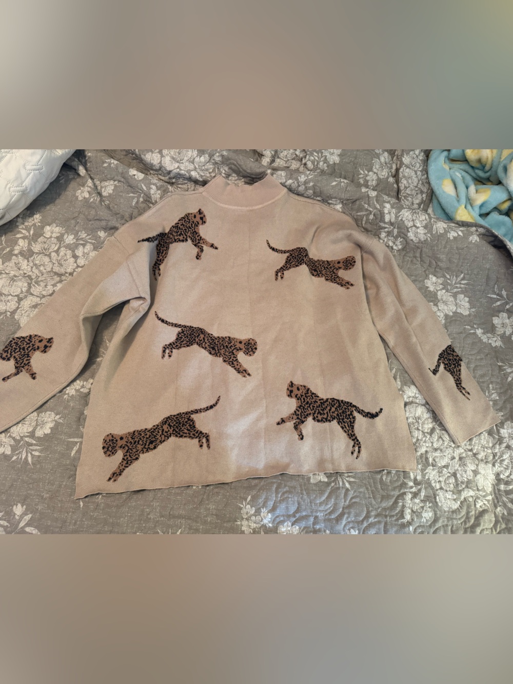 animal print sweater